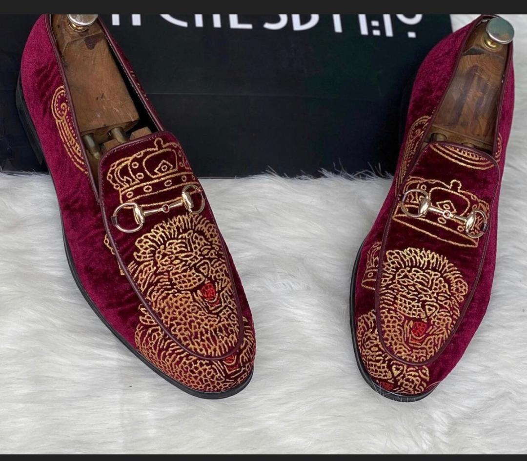 Isi Agu shoes